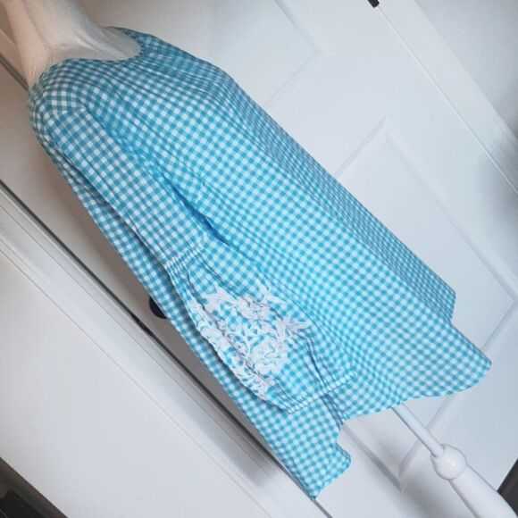 Crown & Ivy Blue and White Peasent Blouse NWT - Picture 1 of 10